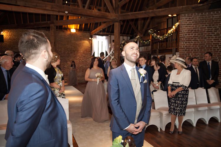 Cosy Winter Barn Wedding http://kerryannduffy.com/