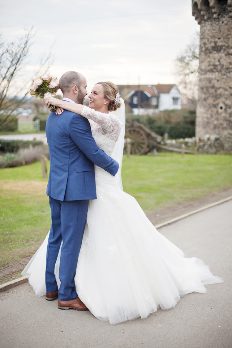 Cosy Winter Barn Wedding http://kerryannduffy.com/