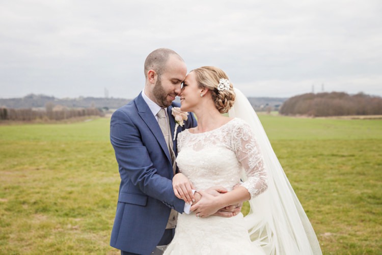 Cosy Winter Barn Wedding http://kerryannduffy.com/