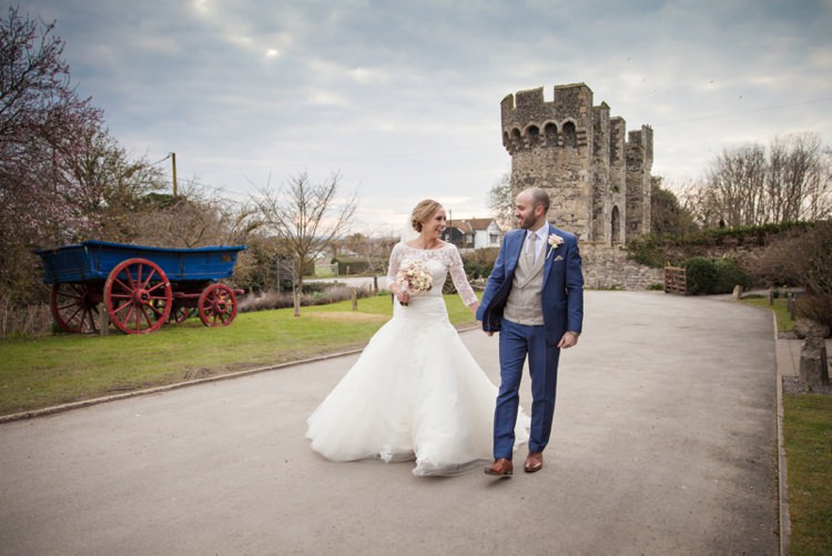 Cosy Winter Barn Wedding http://kerryannduffy.com/