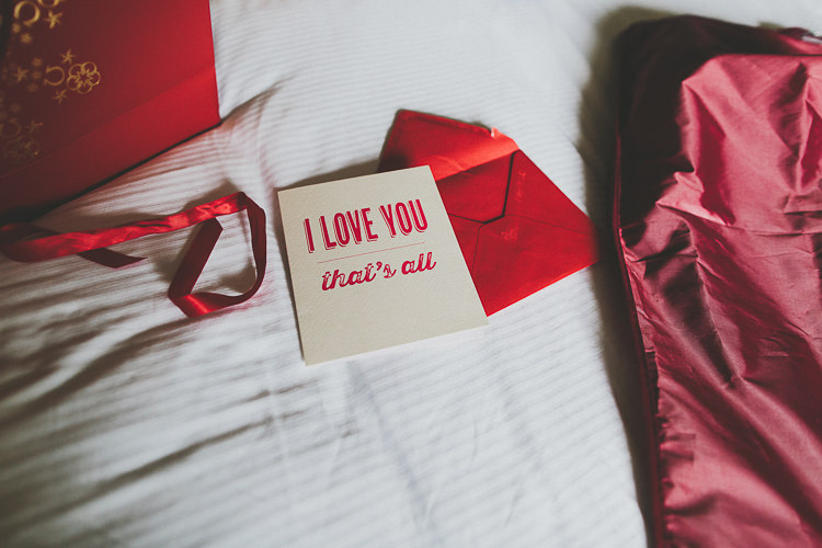 Rustic Coral Barn Wedding http://jasonwilliamsphotography.com/