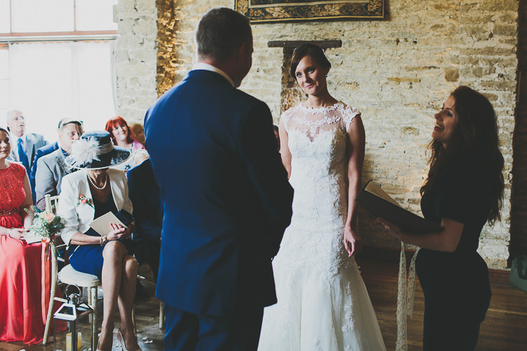Rustic Coral Barn Wedding http://jasonwilliamsphotography.com/