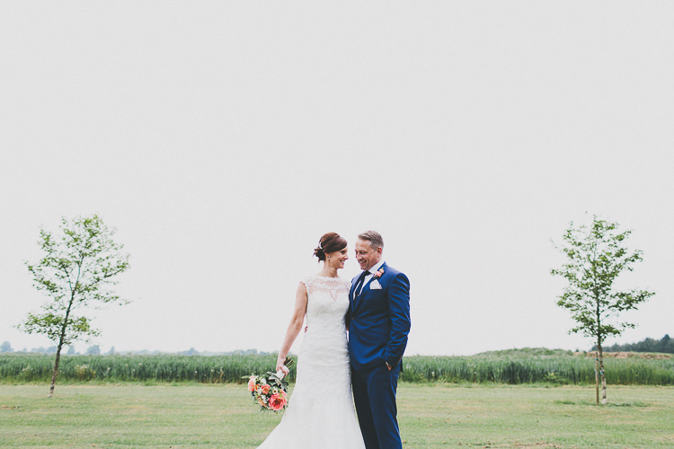 Rustic Coral Barn Wedding http://jasonwilliamsphotography.com/