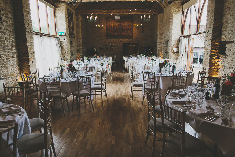 Rustic Coral Barn Wedding http://jasonwilliamsphotography.com/