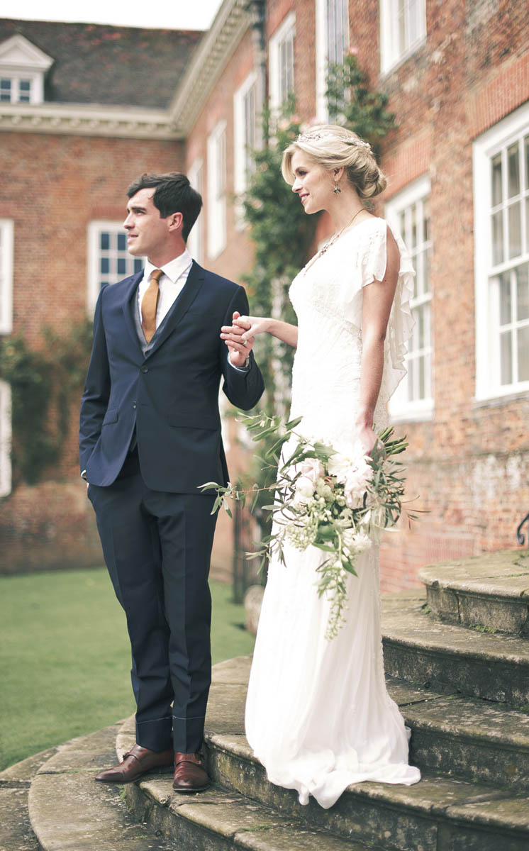 Eliza Jane Howell Beaded Dress Gown Bride Bridal Beautiful Classic Luxe Wedding Ideas https://divinedayphotography.com/