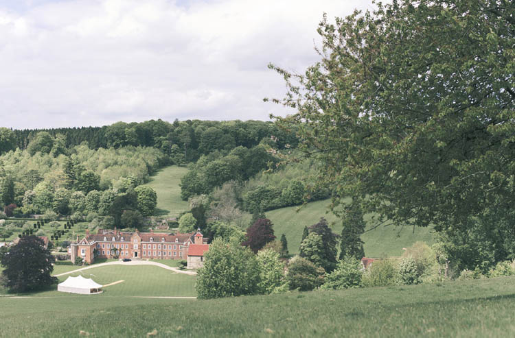 Beautiful Classic Luxe Wedding Ideas https://divinedayphotography.com/