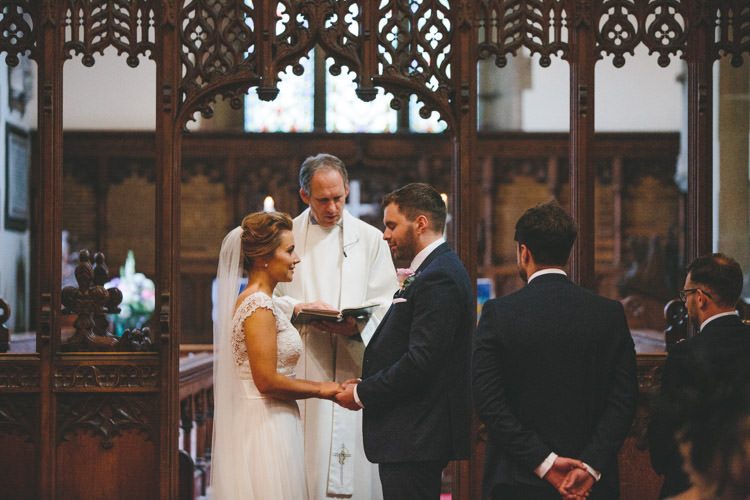 Classic Pink English Country Garden Wedding http://www.elliegracephotography.co.uk/