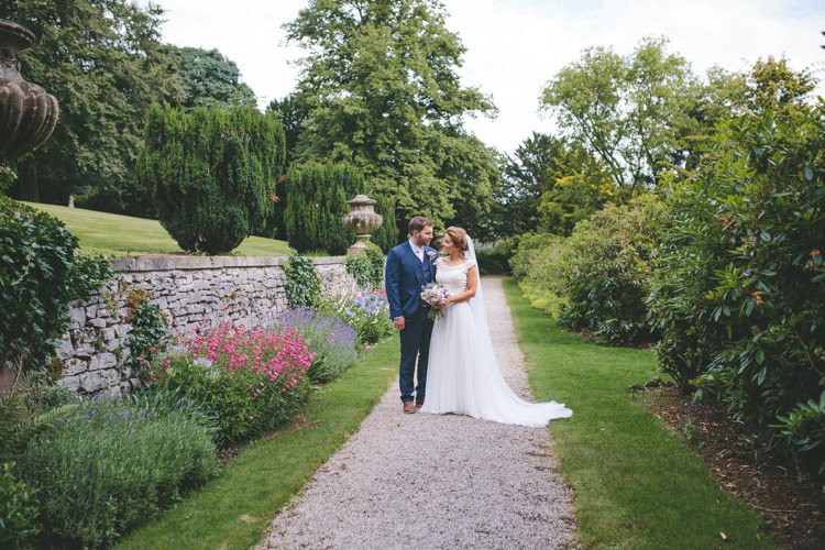 Classic Pink English Country Garden Wedding http://www.elliegracephotography.co.uk/