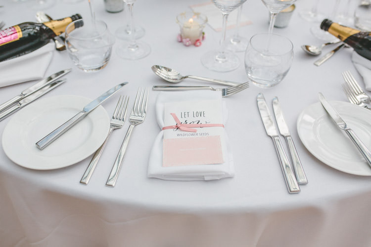Classic Pink English Country Garden Wedding http://www.elliegracephotography.co.uk/