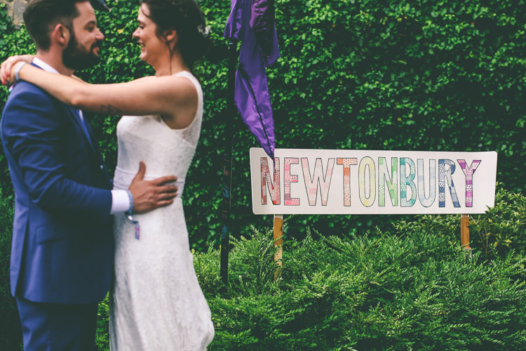 Home Made Glastonbury Festival Wedding http://www.emmaboileau.co.uk/
