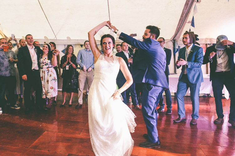 Home Made Glastonbury Festival Wedding http://www.emmaboileau.co.uk/