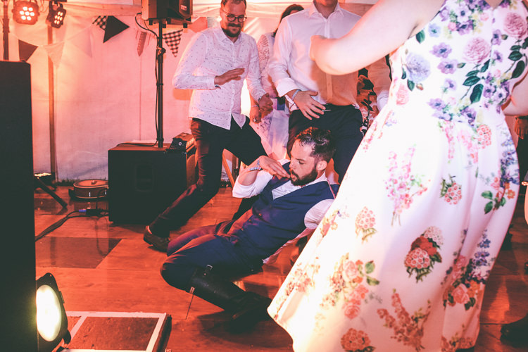 Home Made Glastonbury Festival Wedding http://www.emmaboileau.co.uk/
