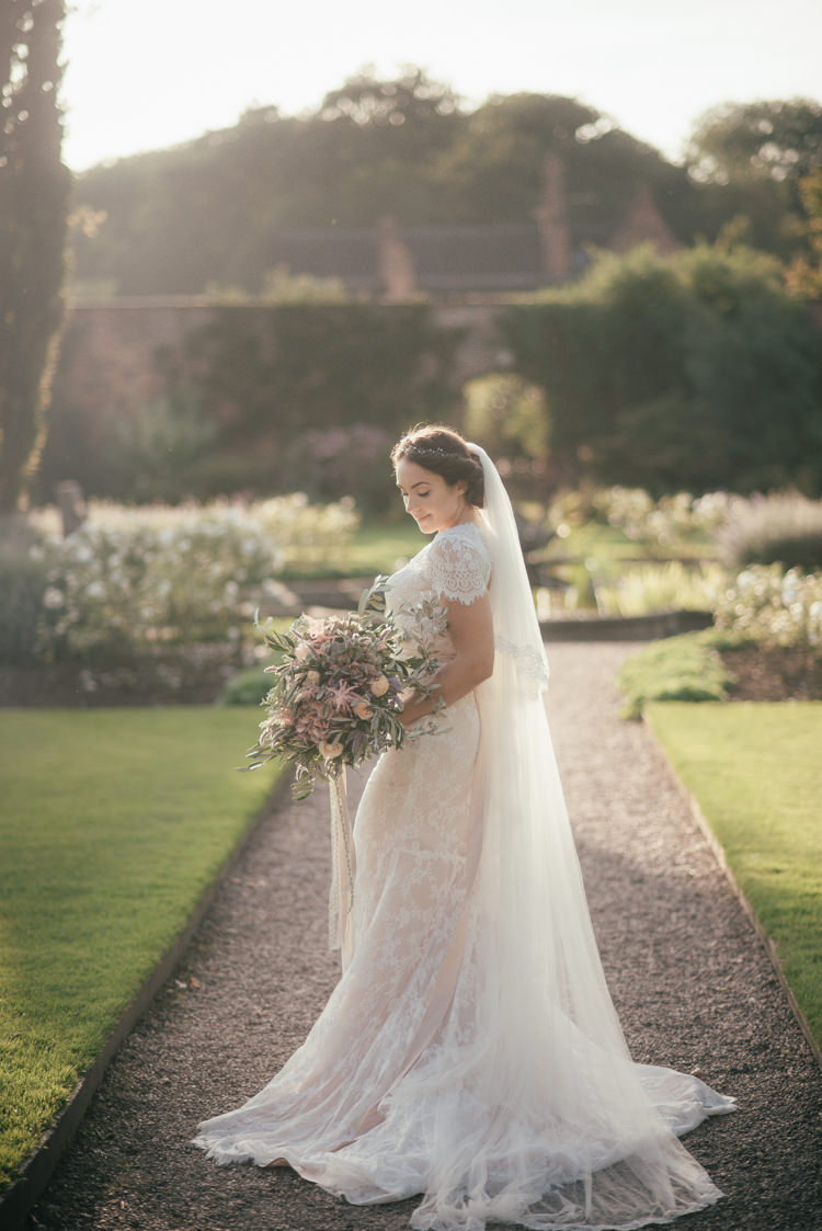 Lace Edge Veil Bride Bridal Fine Art Boho Luxe Garden Wedding Ideas http://www.lucygphotography.co.uk/
