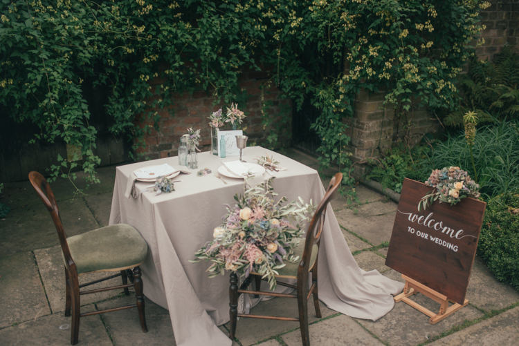 Fine Art Boho Luxe Garden Wedding Ideas http://www.lucygphotography.co.uk/