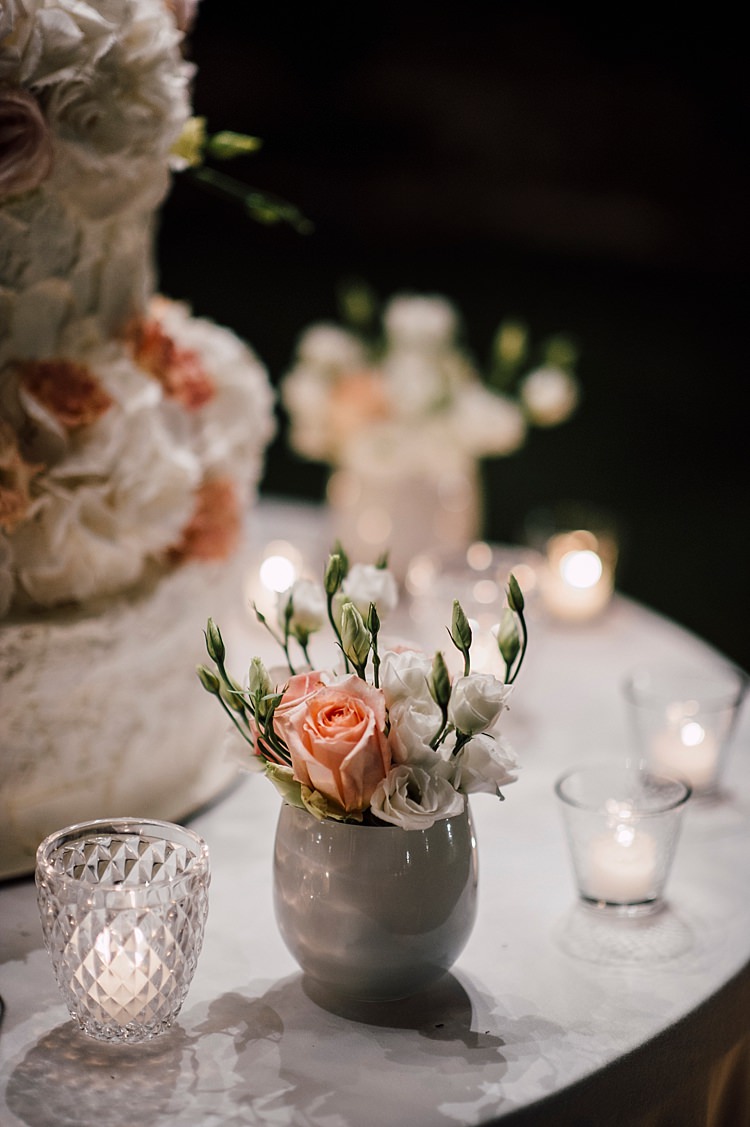 Wedding Cake Table Porcelain Vases White Peach Flowers Roses Glass Candle Holders Outdoor Floral Countryside Wedding Veneto http://serenagenovese.com/