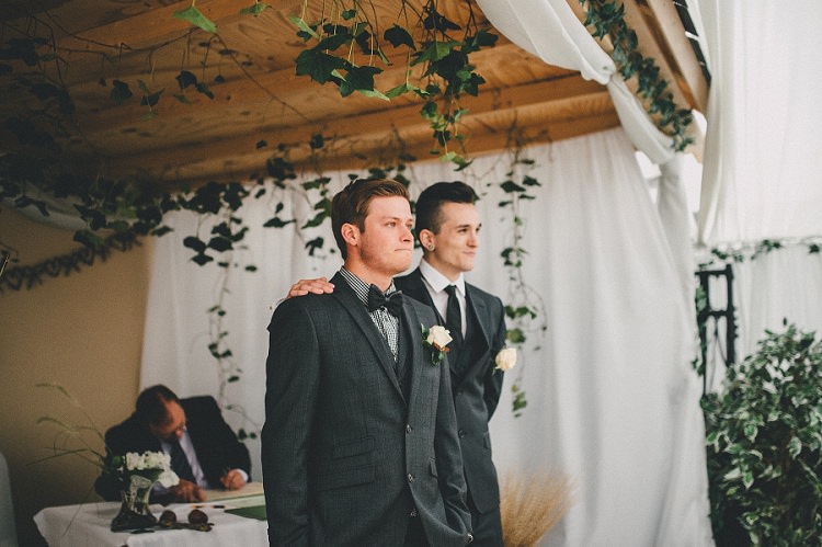 Woodland Inspired Autumn Wedding http://www.kerrydiamondphotography.com/