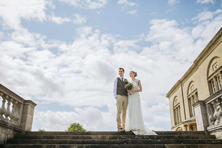 Fun & Games Tipi Wedding http://jamesandlianne.com/