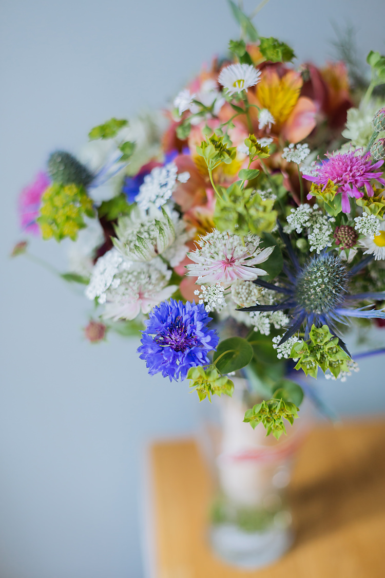 Bouquet Flowers Bride Bridal Home Grown Made Seasonal UK Summer DIY Fun & Games Tipi Wedding http://jamesandlianne.com/