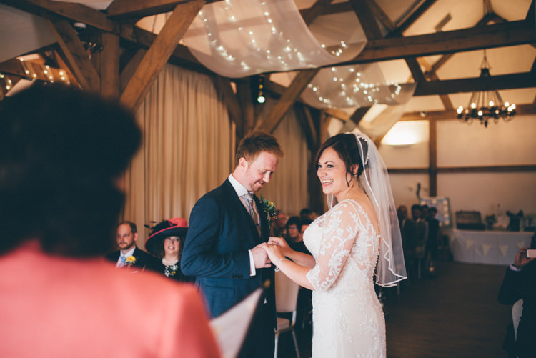 Outdoorsy Rustic Sunflowers Wedding http://www.helenjanesmiddy.com/