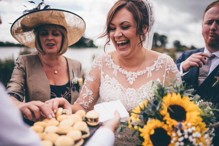 Outdoorsy Rustic Sunflowers Wedding http://www.helenjanesmiddy.com/