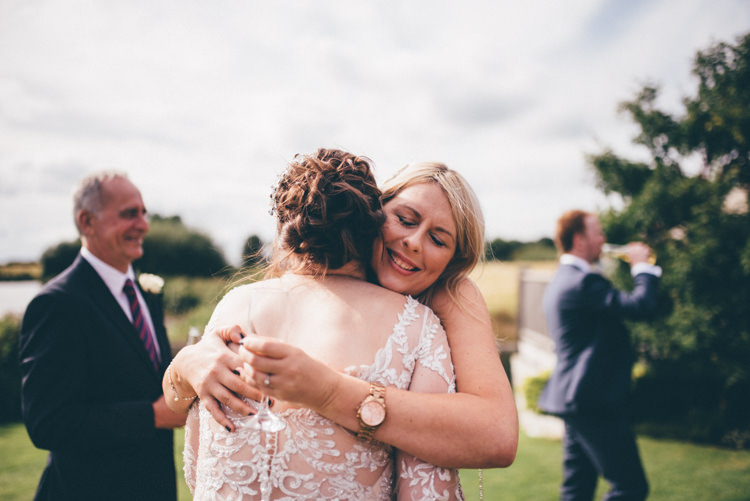 Outdoorsy Rustic Sunflowers Wedding http://www.helenjanesmiddy.com/