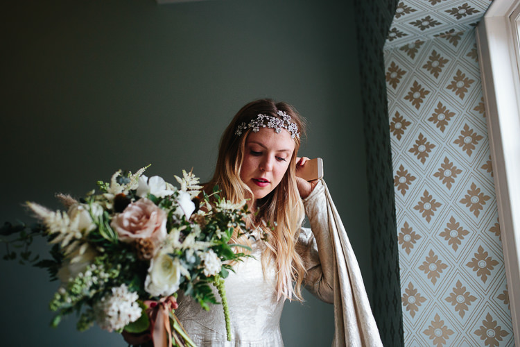 Bride Bridal Bouquet Flowers Large Pink White Greenery Ribbons Stylish Indie Vintage Wedding http://www.timdunk.com/