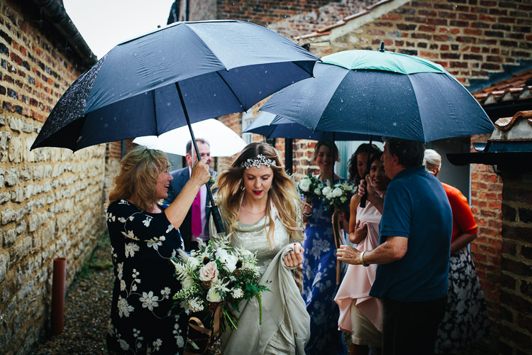 Stylish Indie Vintage Wedding http://www.timdunk.com/