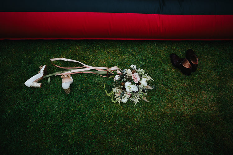 Stylish Indie Vintage Wedding http://www.timdunk.com/
