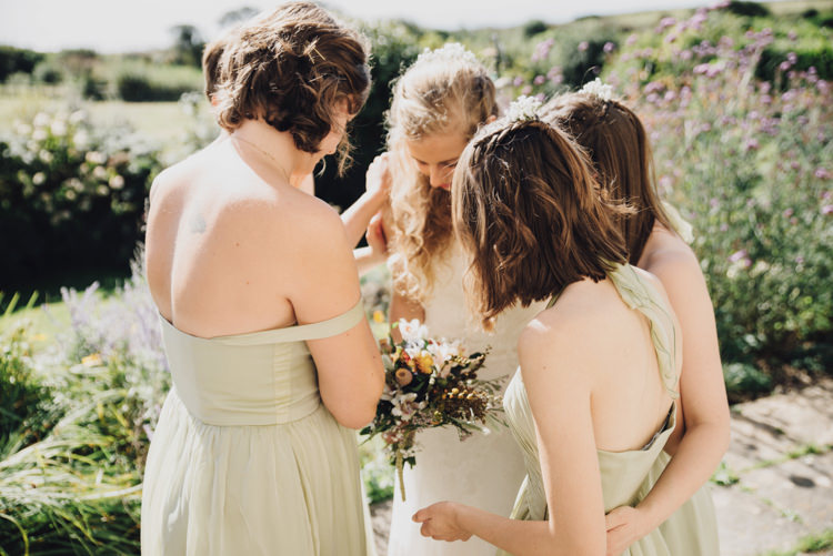 Rural Rustic Autumn Wedding http://www.saltyseaphotography.com/