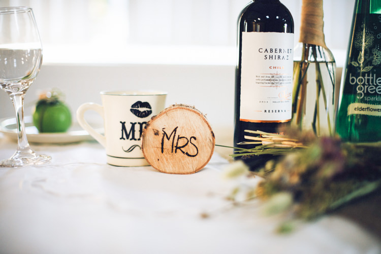 Log Slice MRS Cup Mug Rural Rustic Autumn Wedding http://www.saltyseaphotography.com/