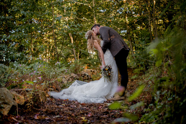 Rural Rustic Autumn Wedding http://www.saltyseaphotography.com/