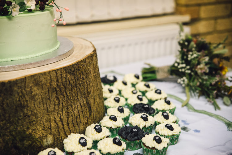 Sheep Cupcakes Rural Rustic Autumn Wedding http://www.saltyseaphotography.com/