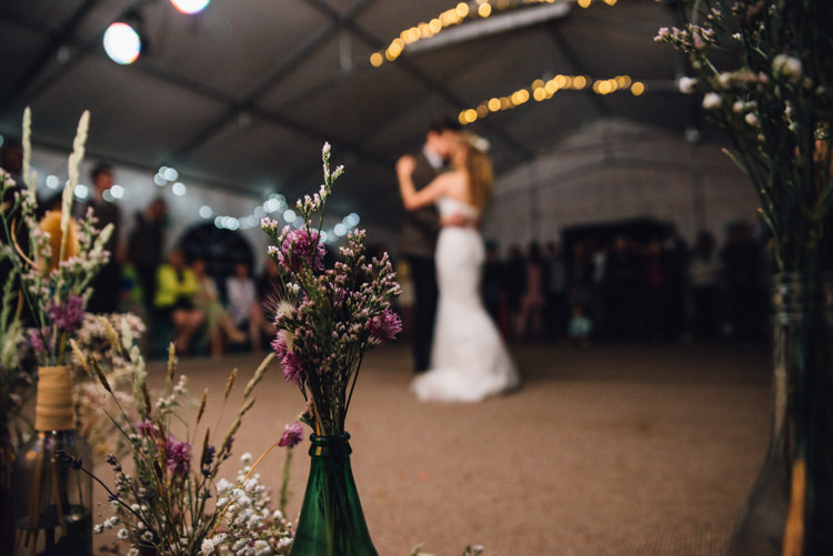 Rural Rustic Autumn Wedding http://www.saltyseaphotography.com/