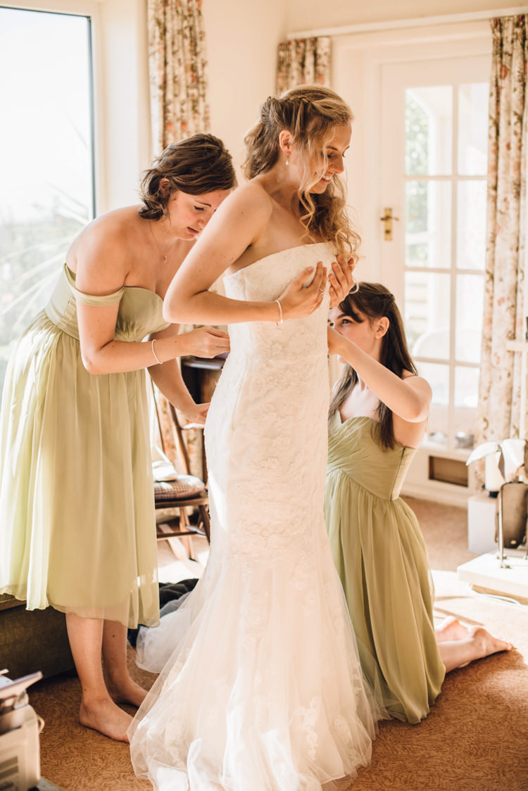 Rural Rustic Autumn Wedding http://www.saltyseaphotography.com/