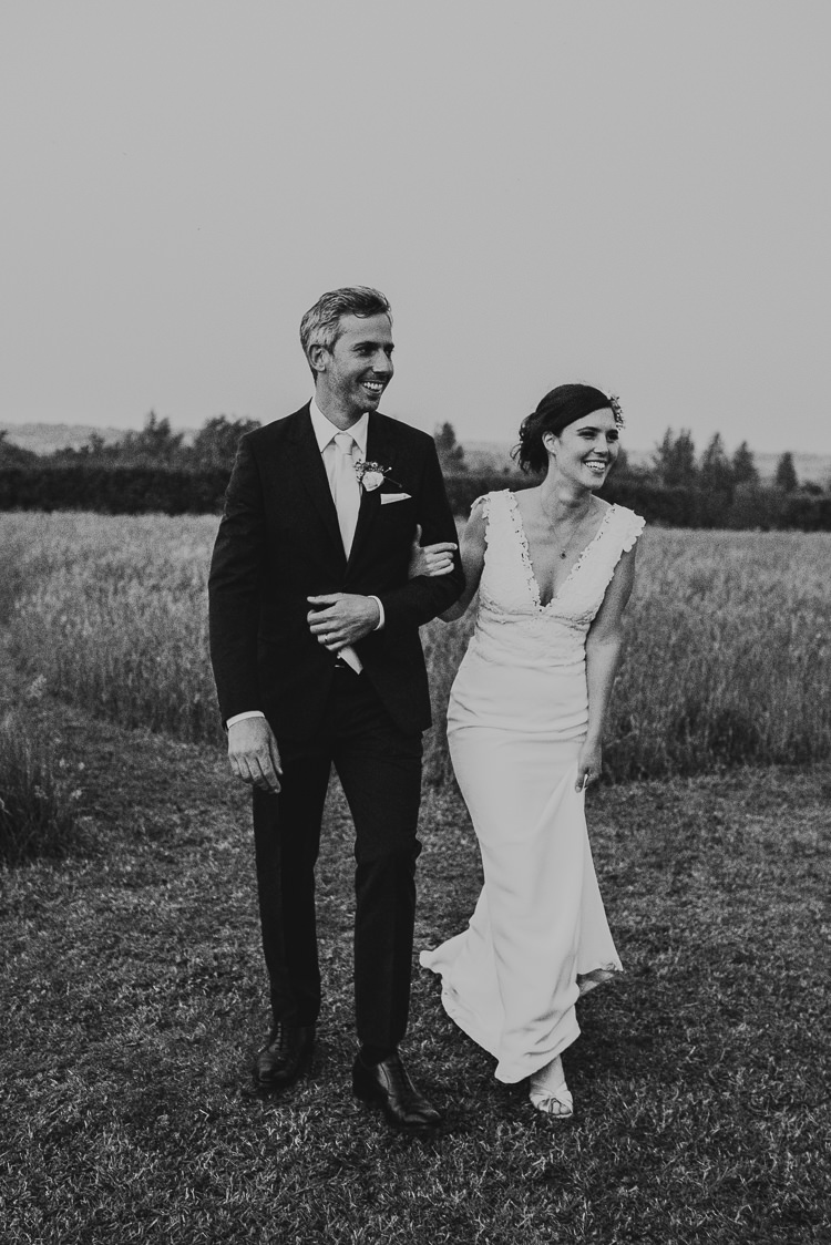 Beautiful Stylish Country Marquee Wedding http://jesssoperphotography.com/