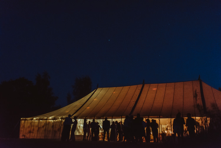 Beautiful Stylish Country Marquee Wedding http://jesssoperphotography.com/