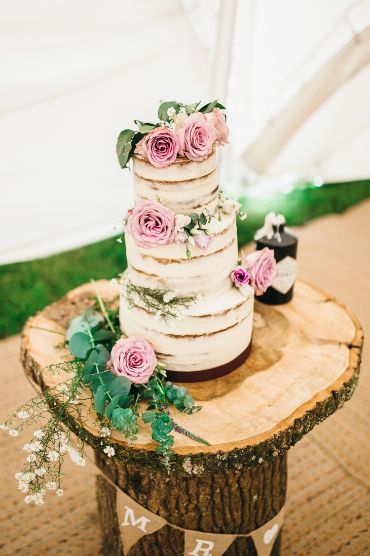 Naked Buttercream Cake Sponge Layer Flowers Log Stand Magical Midsummer Night's Dream Wedding http://www.beatriciphotography.co.uk/