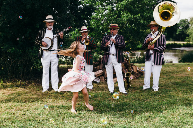 Magical Midsummer Night's Dream Wedding http://www.beatriciphotography.co.uk/