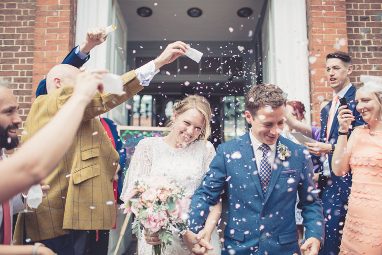 Confetti Throw Homespun Festival Village Hall Wedding http://www.himandherweddingphotography.co.uk/