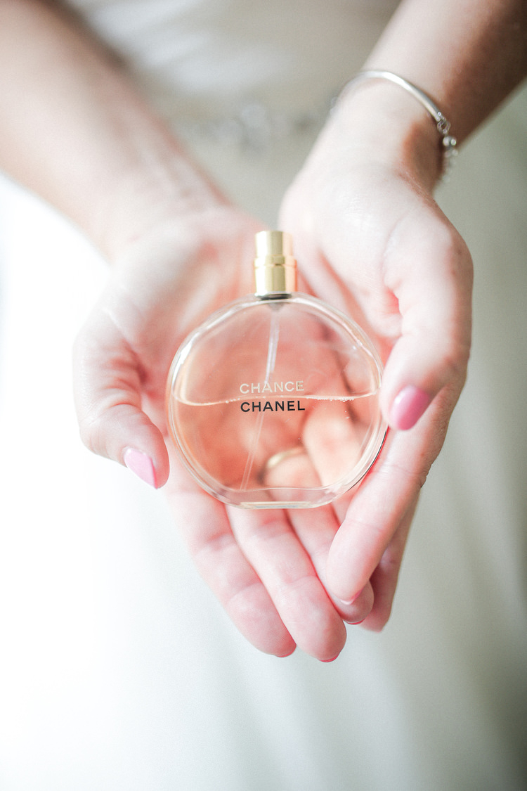 Nails Bride Bridal Purfume Romantic Pink Summer Glamping Wedding http://helenrussellphotography.co.uk/