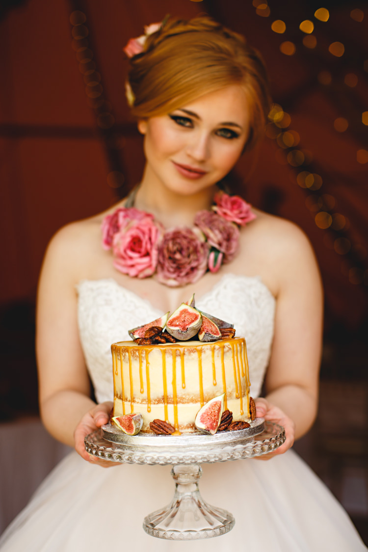Drip Cake Fig Opulent Rich Tipi Wedding Ideas http://hbaphotography.com/