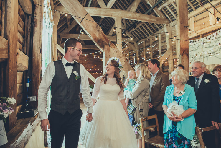 Rustic Home Made Country Barn Wedding http://lisahowardphotography.co.uk/