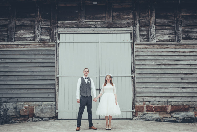 Rustic Home Made Country Barn Wedding http://lisahowardphotography.co.uk/