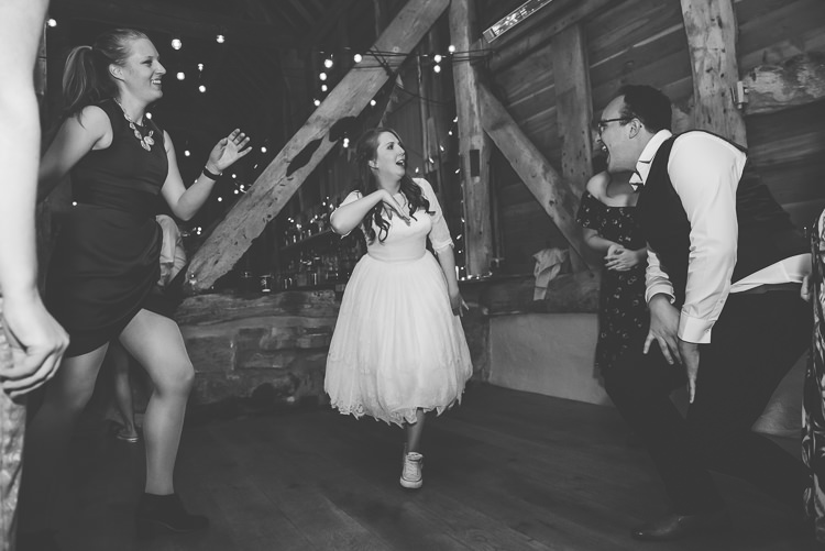 Rustic Home Made Country Barn Wedding http://lisahowardphotography.co.uk/