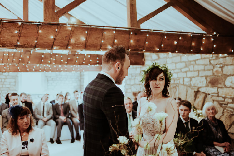 Enchanted Forest Natural Wedding http://photo.shuttergoclick.com/