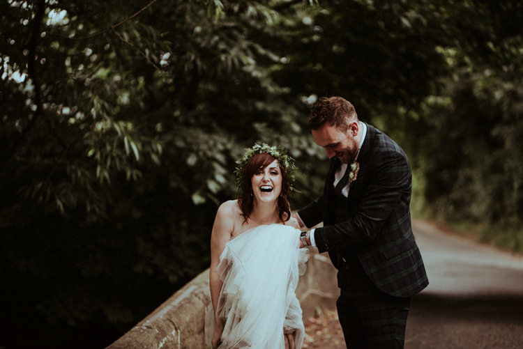 Enchanted Forest Natural Wedding http://photo.shuttergoclick.com/