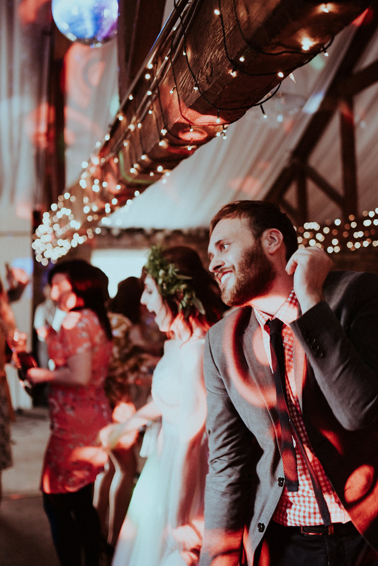 Enchanted Forest Natural Wedding http://photo.shuttergoclick.com/