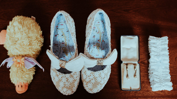 Enchanted Forest Natural Wedding http://photo.shuttergoclick.com/