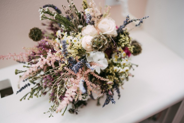 Flowers Pastel Cream Pink Green Purple Roses Lavender Daisy Florals Romantic Bohemian Spain Wedding http://saralobla.com/