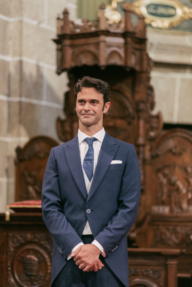 Church Ceremony Groom Navy Blue Suit Grey Vest Polka Dot Tie Romantic Bohemian Spain Wedding http://saralobla.com/
